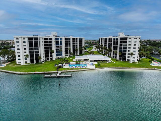 19800 Sandpointe Bay Drive 512, Tequesta, FL 33469