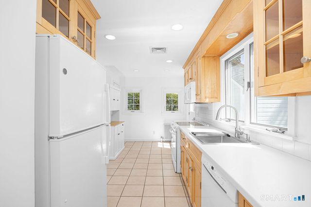 12 Roosevelt Road, Westport, CT 06880