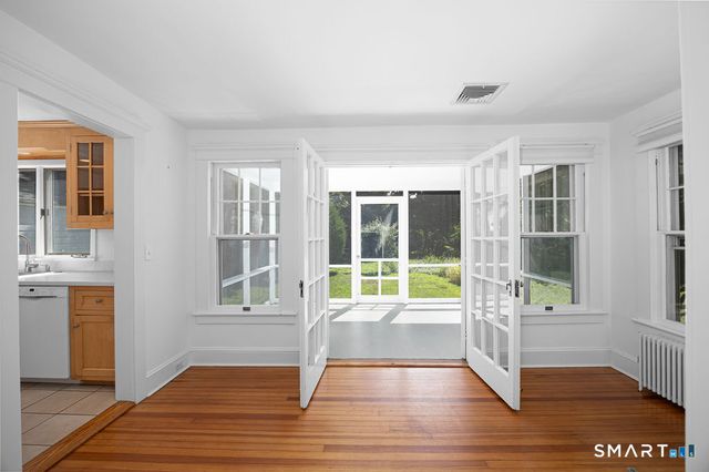 12 Roosevelt Road, Westport, CT 06880