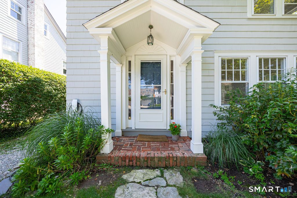 12 Roosevelt Road, Westport, CT 06880