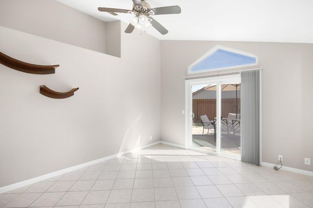 4809 Winter Oak Way, Antelope, CA 95843