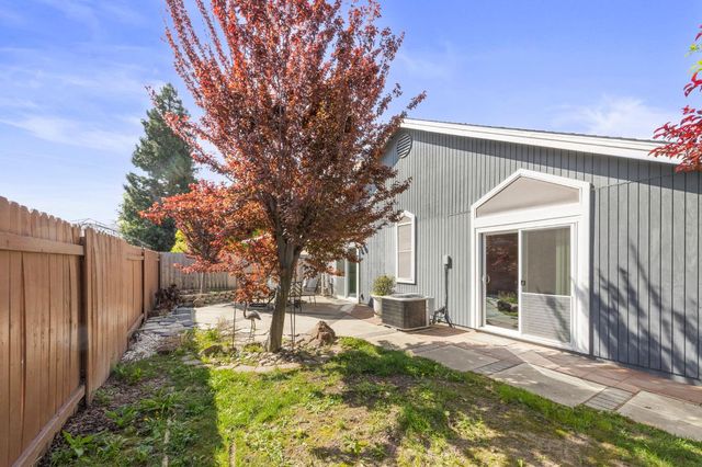 4809 Winter Oak Way, Antelope, CA 95843