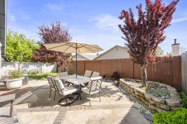 4809 Winter Oak Way, Antelope, CA 95843