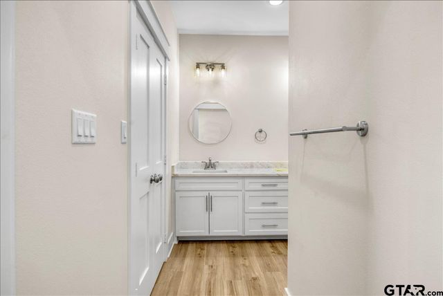 501 County Road 330, Tyler, TX 75708