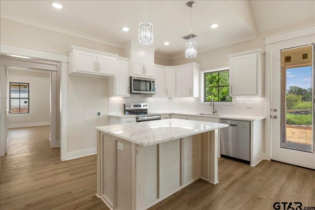 501 County Road 330, Tyler, TX 75708