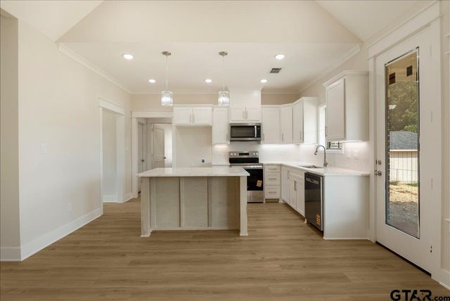 501 County Road 330, Tyler, TX 75708