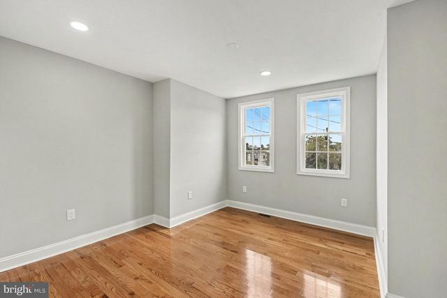 2609 E MADISON ST E, Baltimore, MD 21205