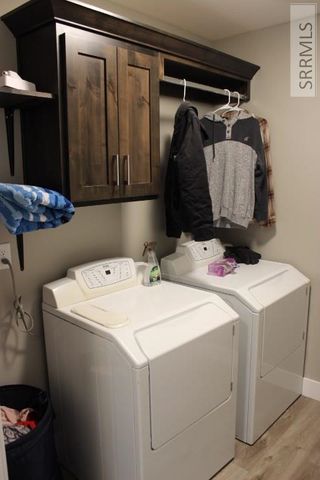 10630 36th E, Idaho Falls, ID 83401