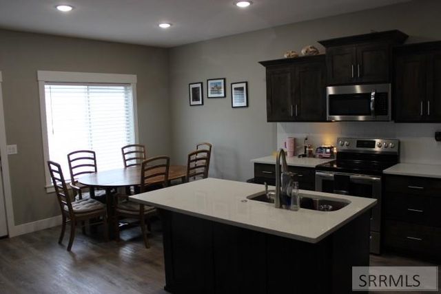 10630 36th E, Idaho Falls, ID 83401