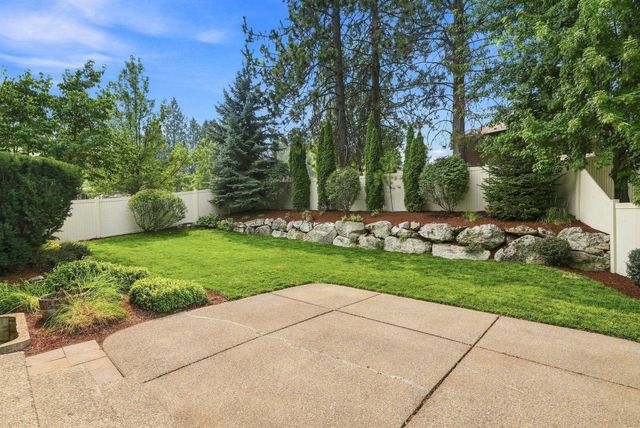 5302 S Bates Dr, Spokane Valley, WA 99206