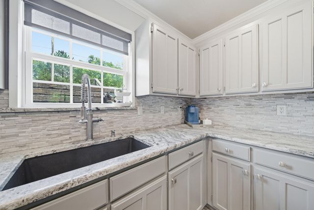 135 Private Road 096 16, Eucha, OK 74342