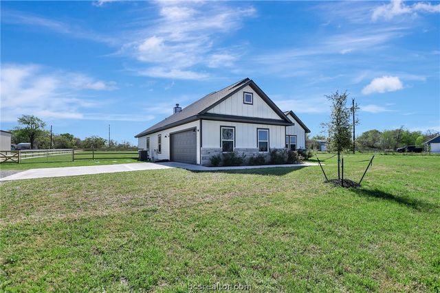 4950 County Road 128, Iola, TX 77861