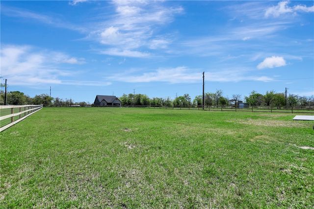 4950 County Road 128, Iola, TX 77861
