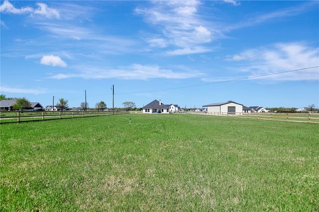 4950 County Road 128, Iola, TX 77861