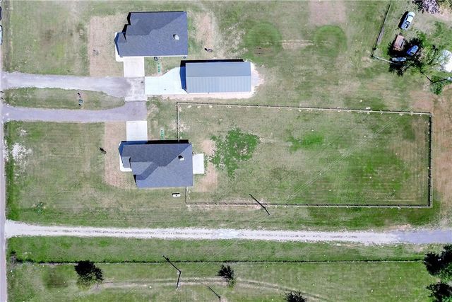 4950 County Road 128, Iola, TX 77861