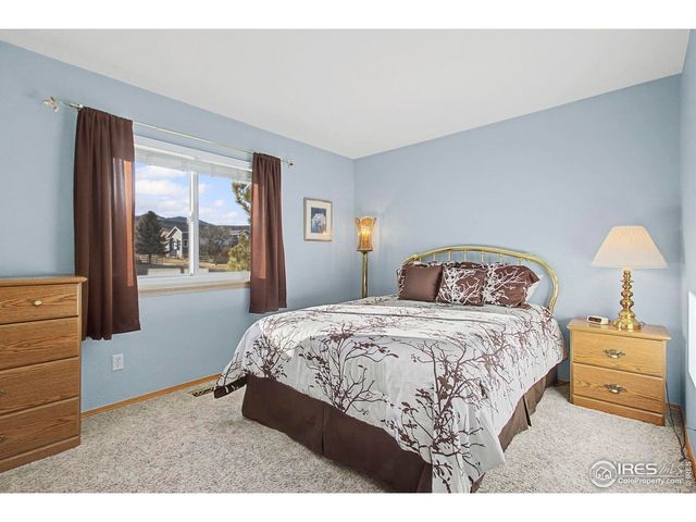 3257 Honeysuckle Ct, Fort Collins, CO 80521