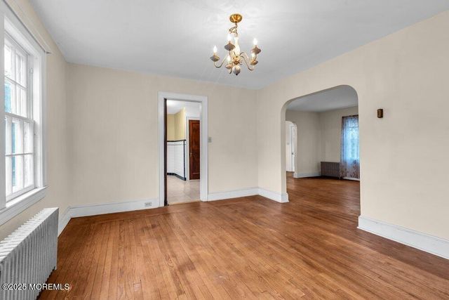 16 Robertsville Road, Freehold, NJ 07728