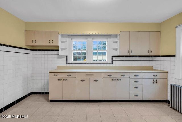 16 Robertsville Road, Freehold, NJ 07728