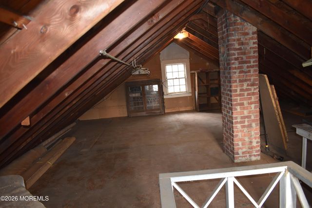 16 Robertsville Road, Freehold, NJ 07728