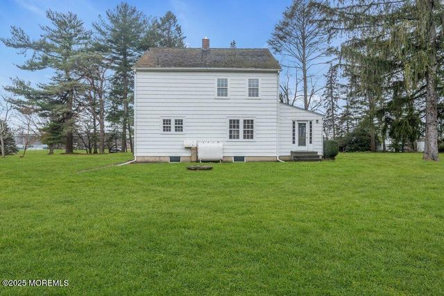 16 Robertsville Road, Freehold, NJ 07728