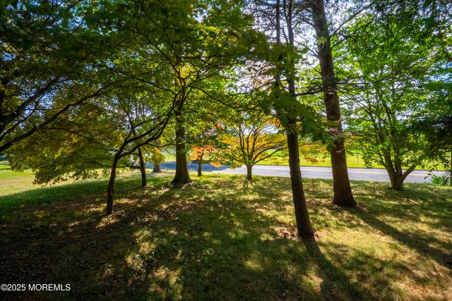 16 Robertsville Road, Freehold, NJ 07728