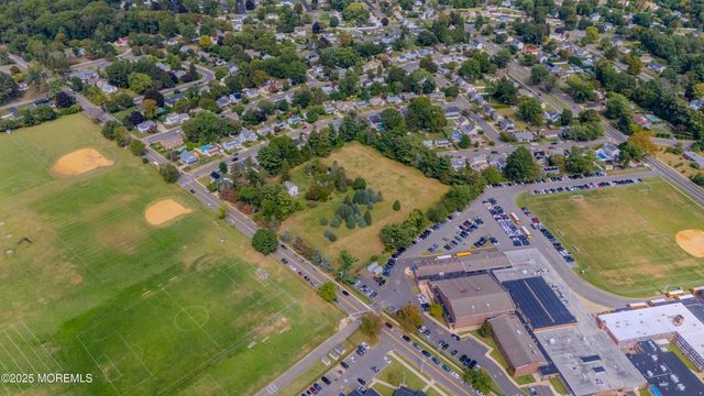 16 Robertsville Road, Freehold, NJ 07728