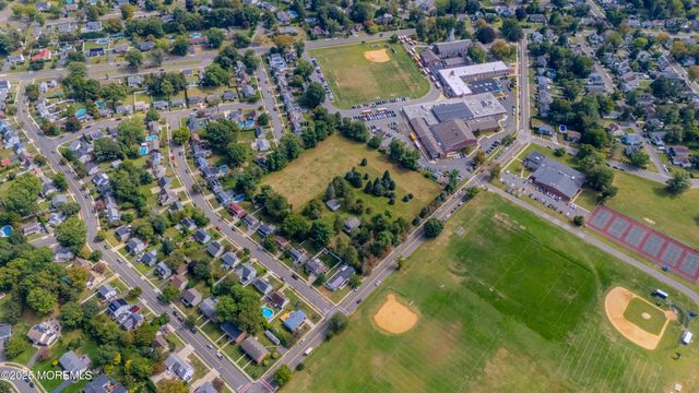 16 Robertsville Road, Freehold, NJ 07728