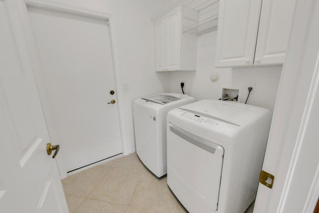 1935 Primrose Lane, Wellington, FL 33414