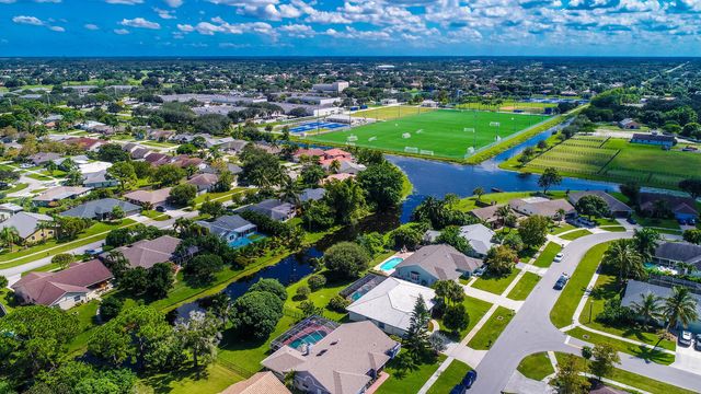 1935 Primrose Lane, Wellington, FL 33414