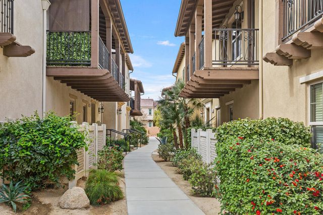 245 Paseo Gregario, Palm Desert, CA 92211