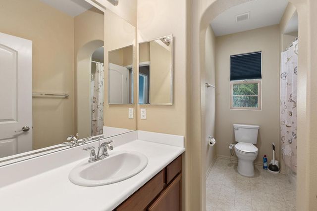 245 Paseo Gregario, Palm Desert, CA 92211