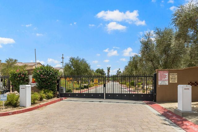 245 Paseo Gregario, Palm Desert, CA 92211