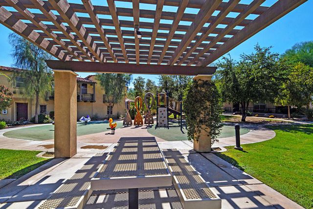 245 Paseo Gregario, Palm Desert, CA 92211