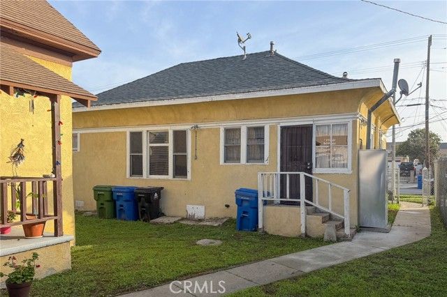 1207 Bay View, Wilmington (los Angeles), CA 90744