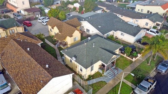 1207 Bay View, Wilmington (los Angeles), CA 90744