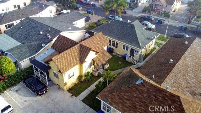 1207 Bay View, Wilmington (los Angeles), CA 90744