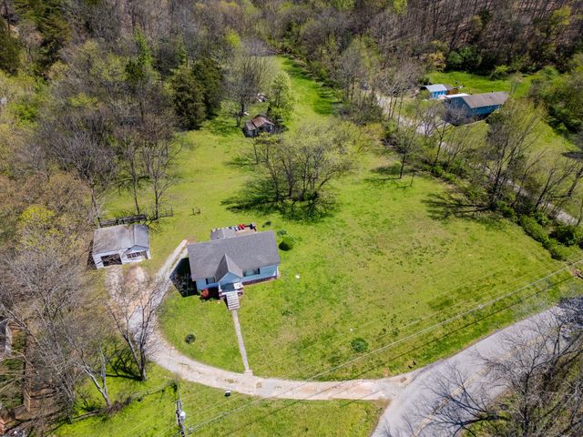 1312 Slaters Creek Rd, Goodlettsville, TN 37072