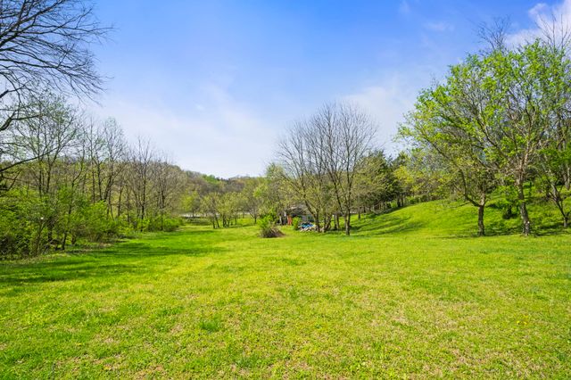 1312 Slaters Creek Rd, Goodlettsville, TN 37072