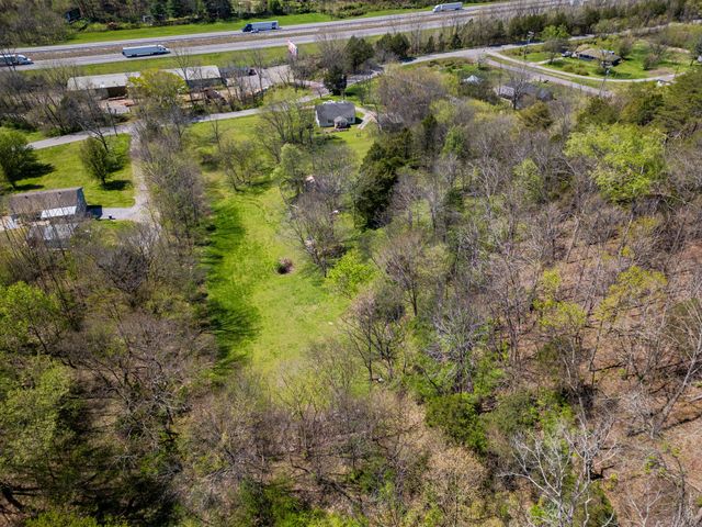 1312 Slaters Creek Rd, Goodlettsville, TN 37072