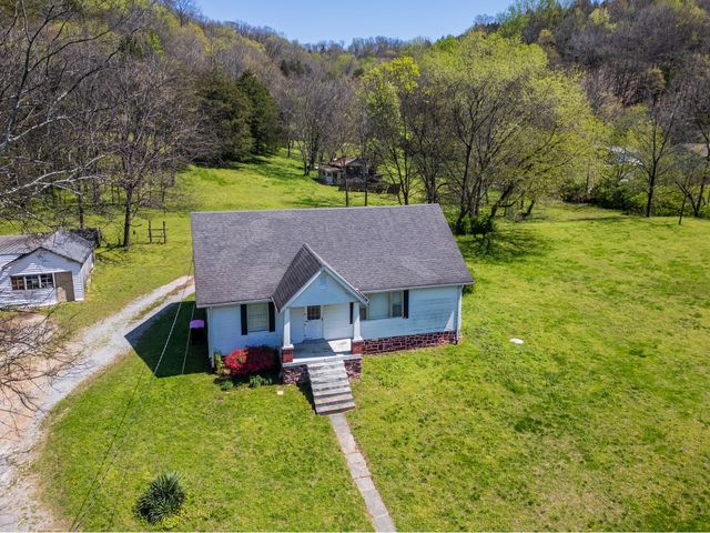 1312 Slaters Creek Rd, Goodlettsville, TN 37072