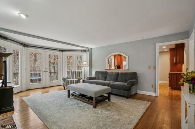 3 Spring House Rd, Bernardsville Boro, NJ 07924