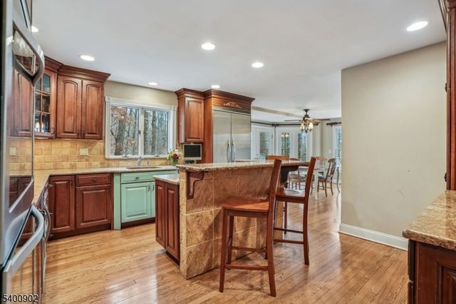 3 Spring House Rd, Bernardsville Boro, NJ 07924