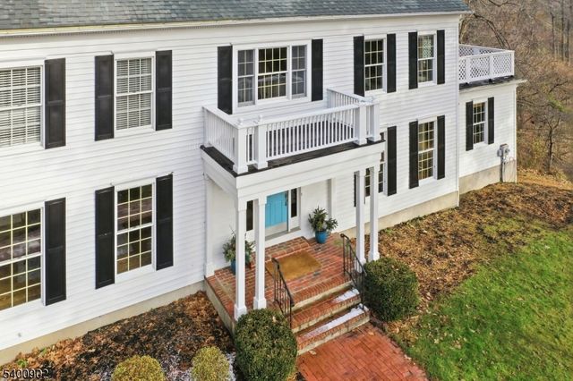 3 Spring House Rd, Bernardsville Boro, NJ 07924