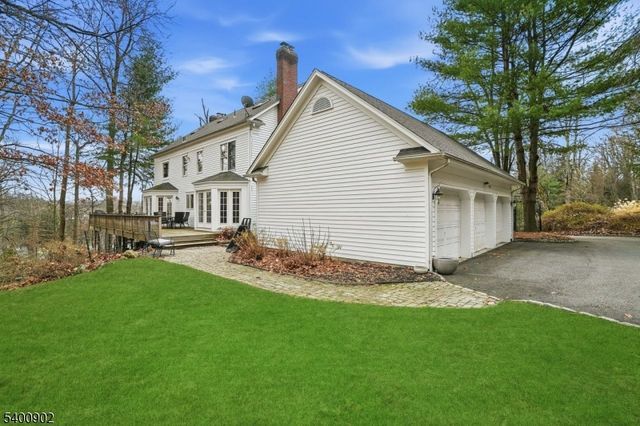 3 Spring House Rd, Bernardsville Boro, NJ 07924
