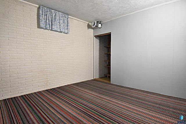 608 S Omaha Ave Avenue, Sioux Falls, SD 57103