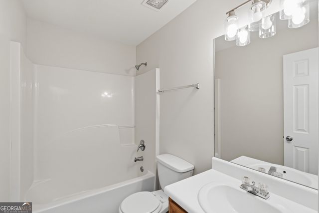 6065 Hemperly Road, College Park, GA 30349