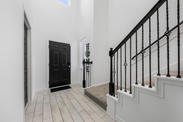 3303 Falling Brook Drive, Baytown, TX 77521
