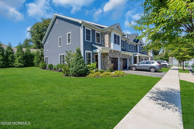 5 Samantha Way, Eatontown, NJ 07724