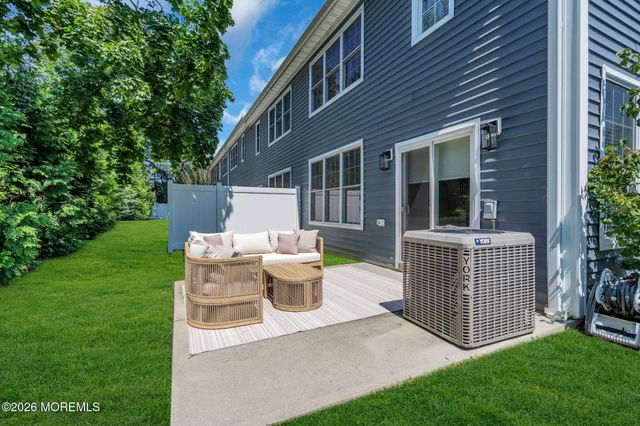 5 Samantha Way, Eatontown, NJ 07724