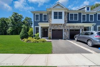 5 Samantha Way, Eatontown, NJ 07724